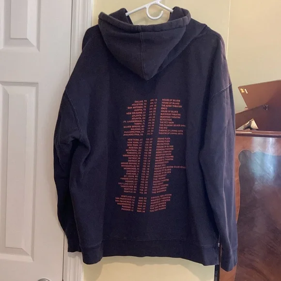 black love your parents audience tour sweater hoodie sz XL - Picture 7 of 10